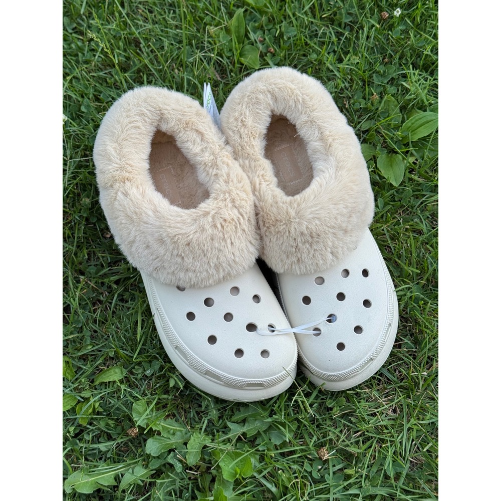 Crocs Furever Crush Clog Bone Faux Fur Lined Platform Mens 11 208446-2Y2 New